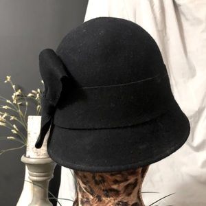 Women’s Black dress hat